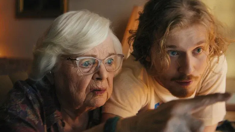 Thelma still 5