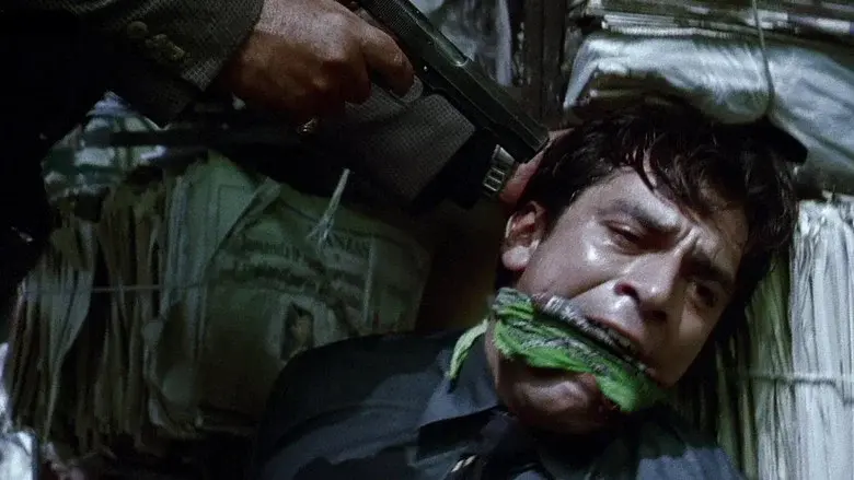 Amores Perros still 8