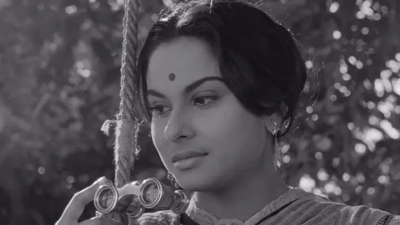 Charulata still 4
