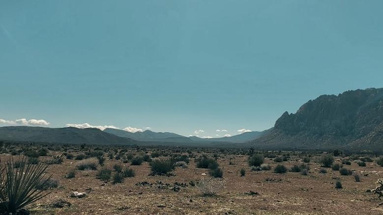 Mountains still 1
