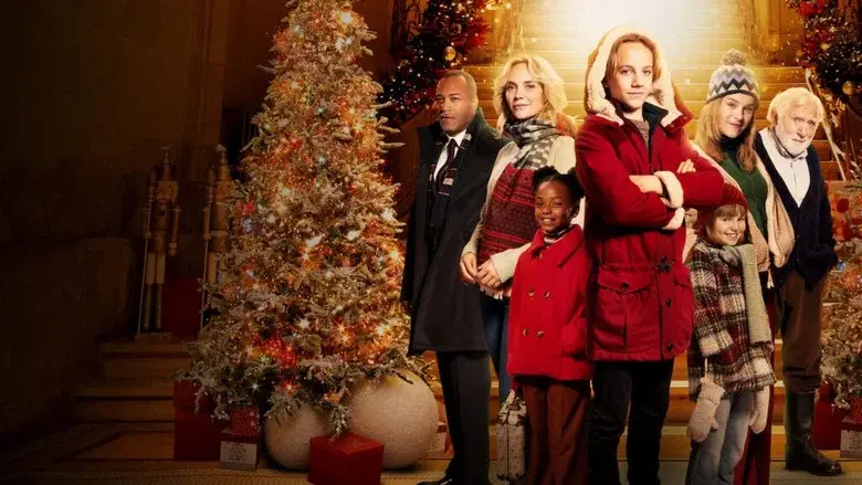 The Claus Family 3 still 5