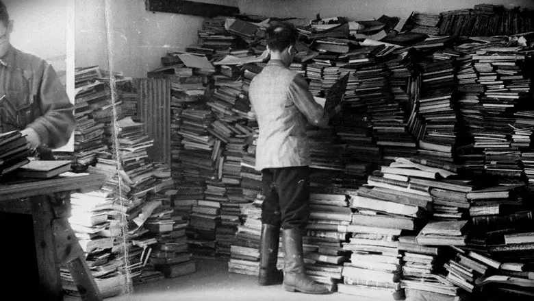 The Paper Brigade still 7