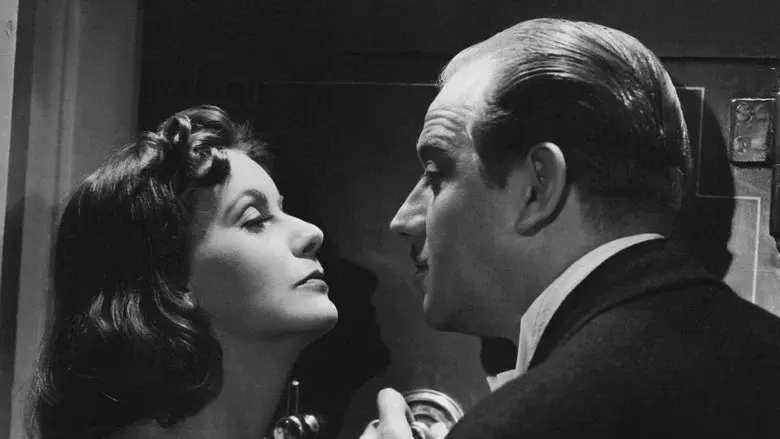 Ninotchka still 5