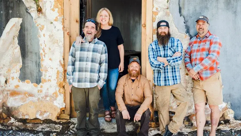 Maine Cabin Masters still 2