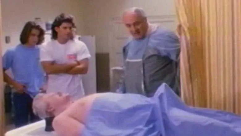 Beverly Hills Bodysnatchers still 1