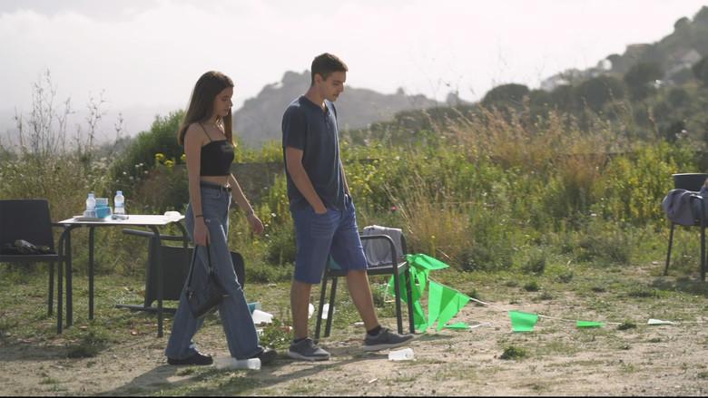 Otra Vez still 2
