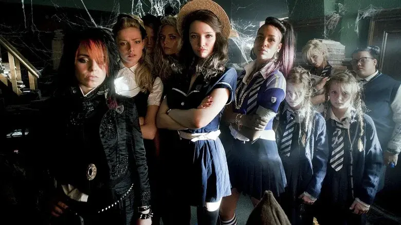 St Trinian's 2: The Legend of Fritton's Gold still 3