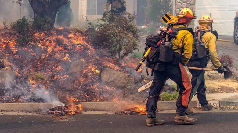 The World's Deadliest Weather still 1