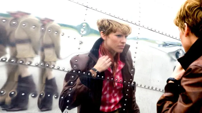 Amelia still 5