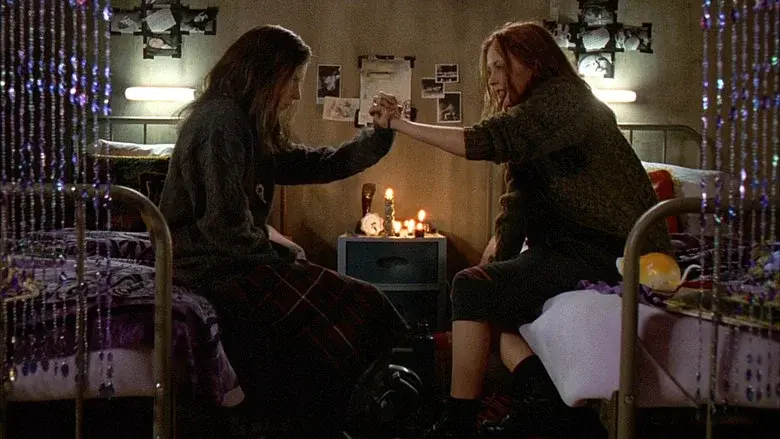 Ginger Snaps still 7