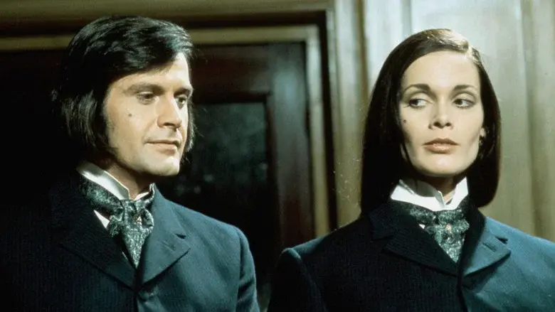 Dr. Jekyll & Sister Hyde still 6