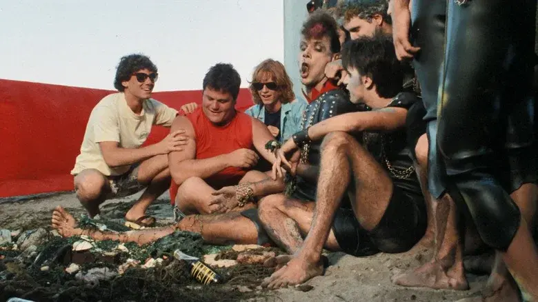 Surf 2 still 6