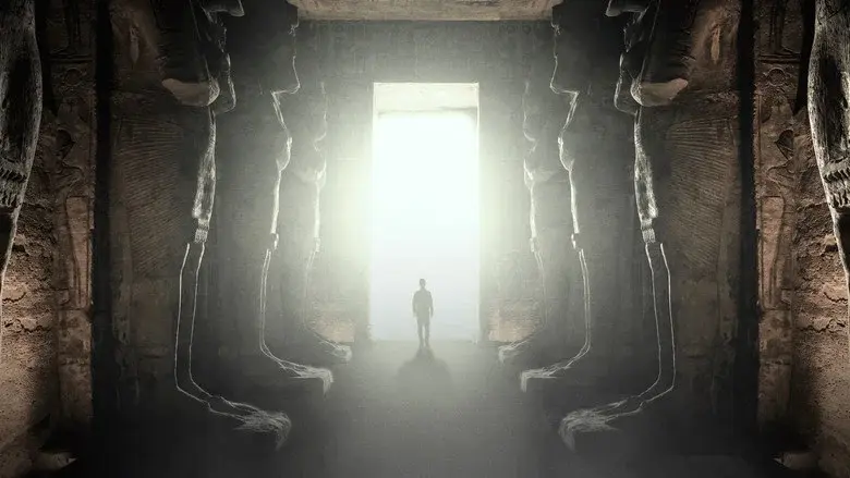 Tomb Hunters still 3
