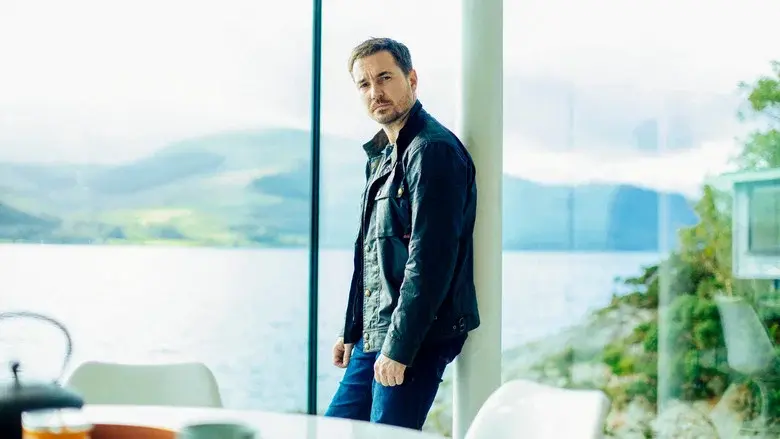 The Nest still 6