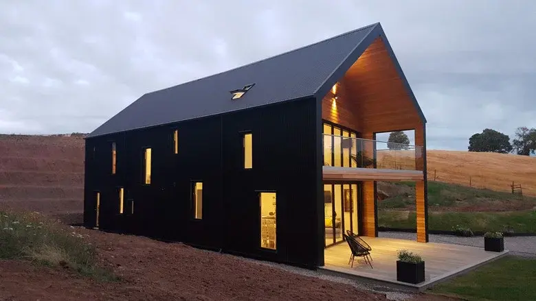 Grand Designs still 3