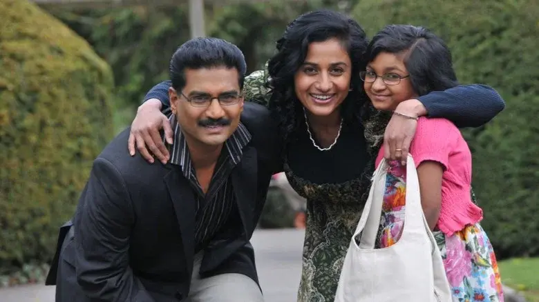 Valladesam still 3