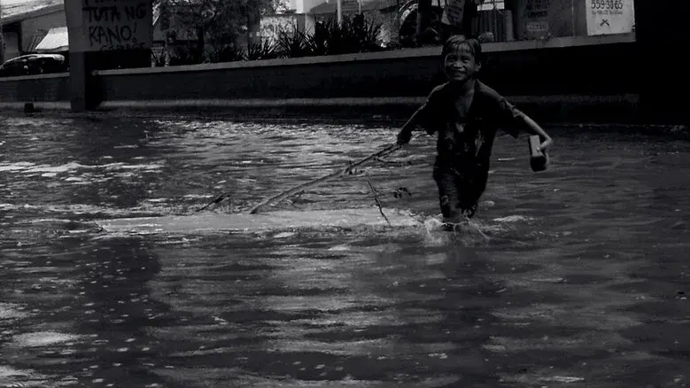 Storm Children still 1