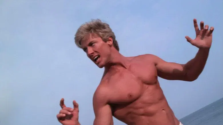 Hunk still 6