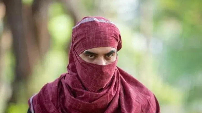 Minnal Murali still 8
