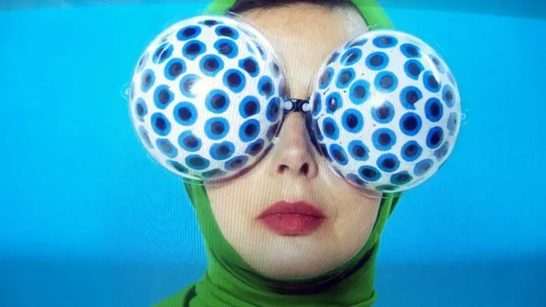 Green Porno still 1