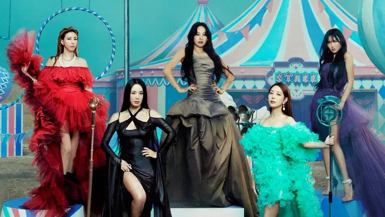 Dancing Queens on The Road still 2