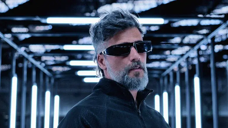 Bionic still 6