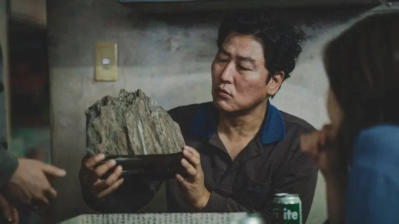 Parasite still 8