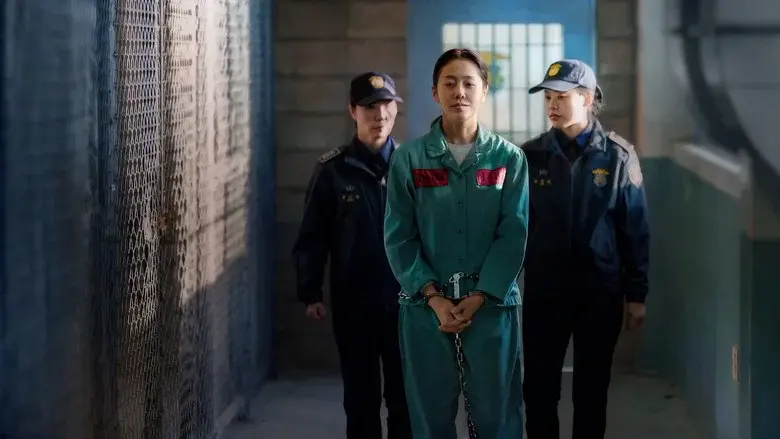 Queen Mantis still 7