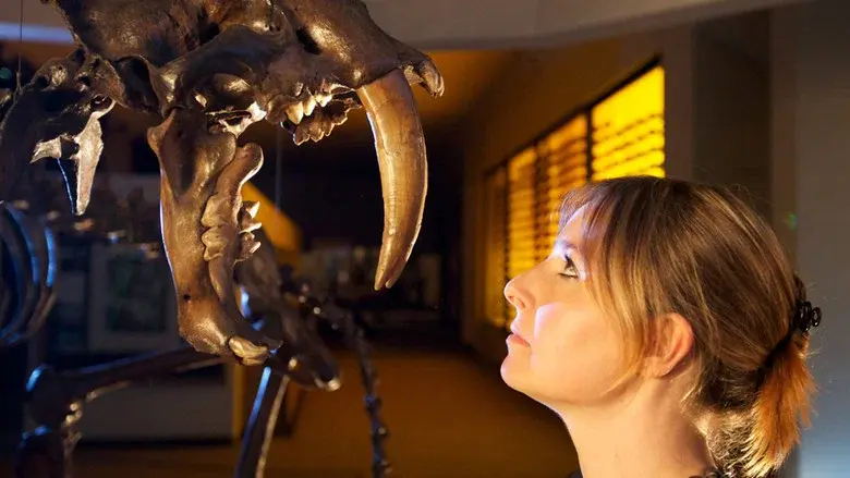 Ice Age Giants still 1