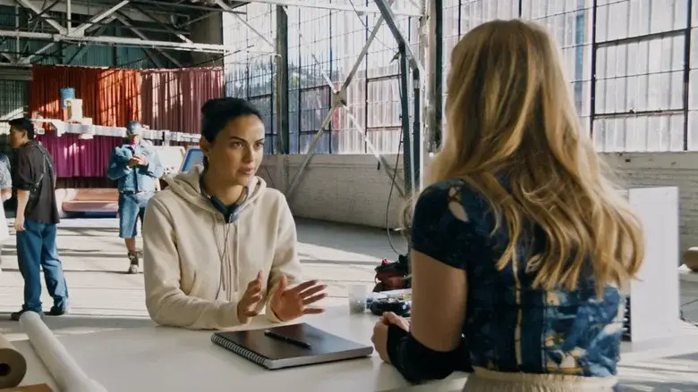 Idiotka still 5