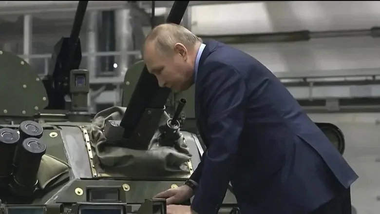 Putin's secret weapons still 1