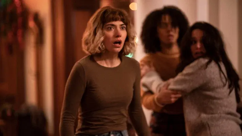 Black Christmas still 7