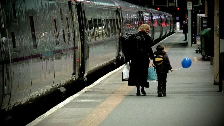 The Railway: Keeping Britain On Track still 1
