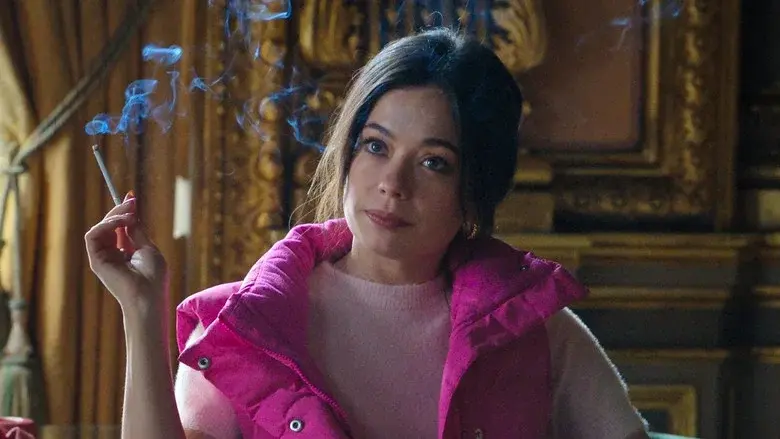 Her Majesty still 4