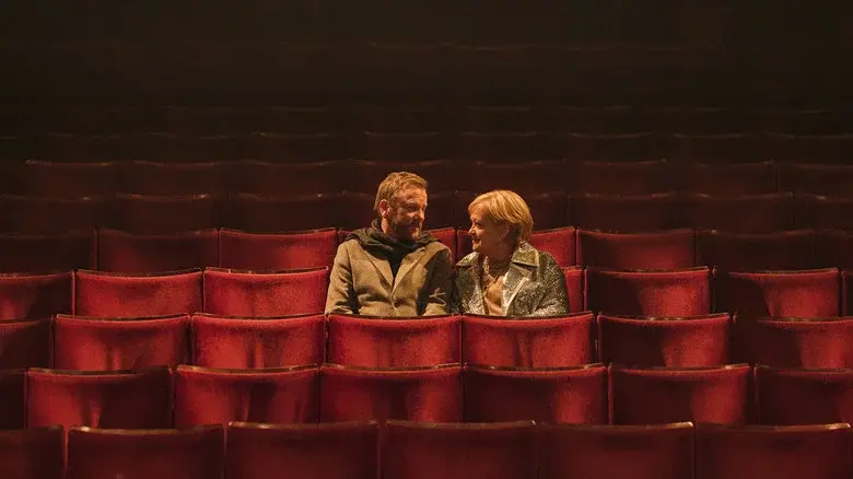 Tinsel Town still 6