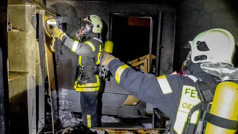 Feuer & Flamme still 8