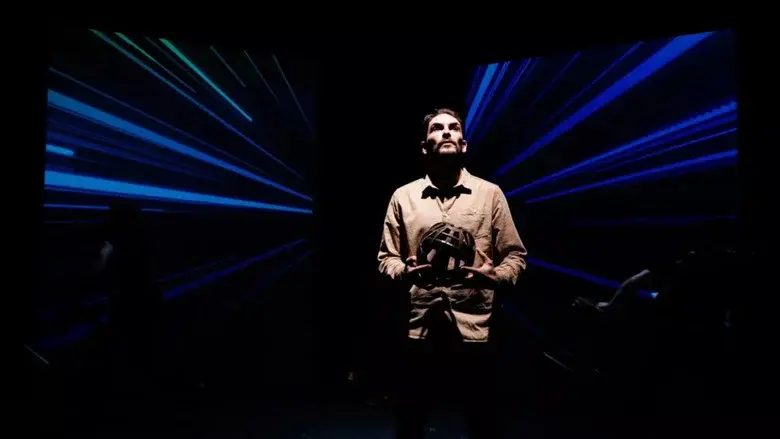 Coupures still 8