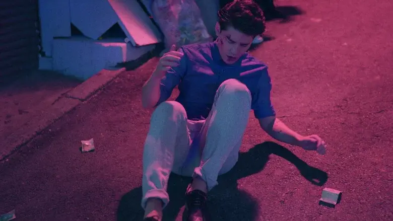 Ultra Bleu still 5