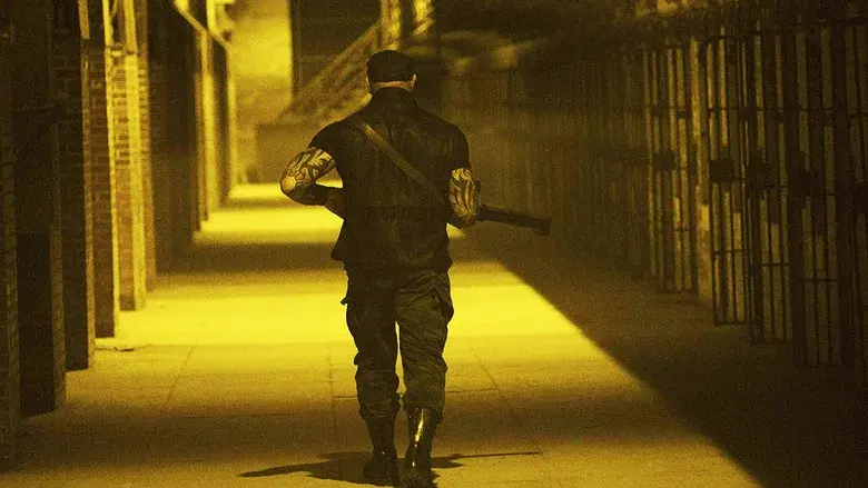 Escape Plan: The Extractors still 4