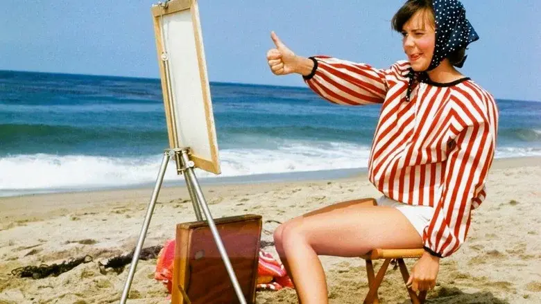 Gidget still 5