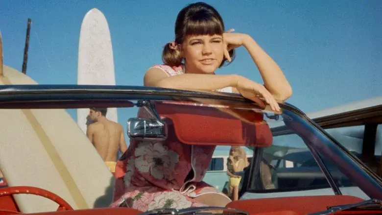 Gidget still 8