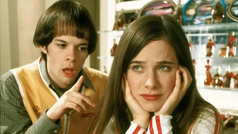 Wonderfalls still 2