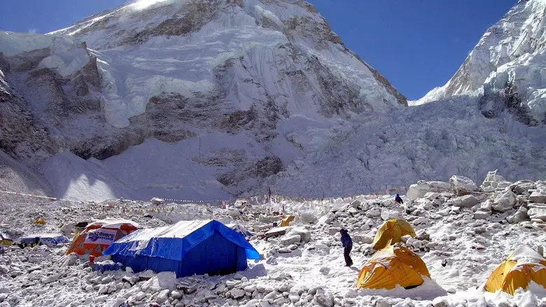 Ultimate Survival: Everest still 1