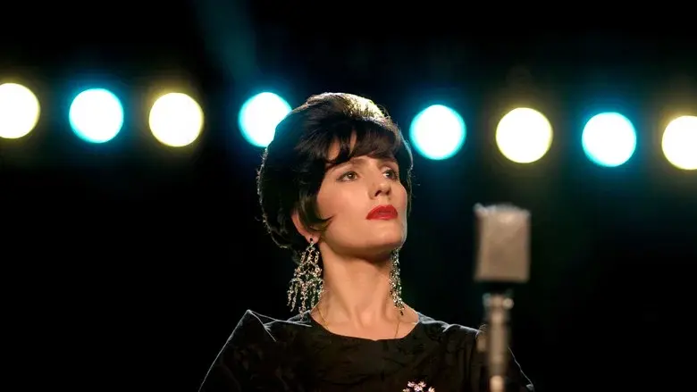 Amália still 2
