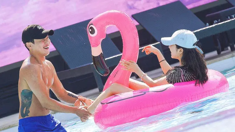 Pink Lie still 8