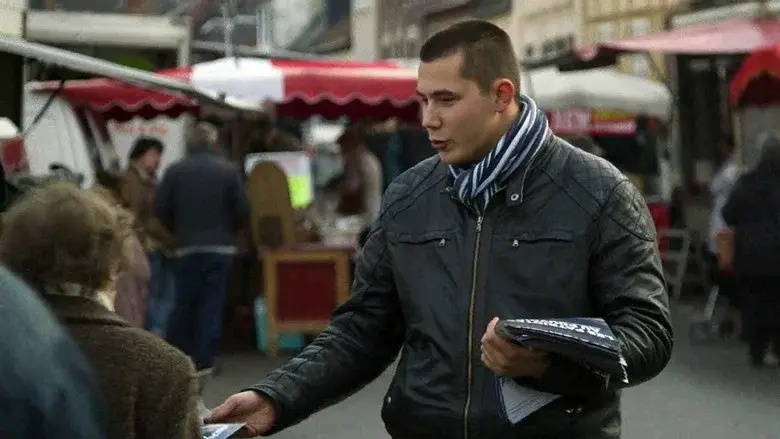 La cravate still 1