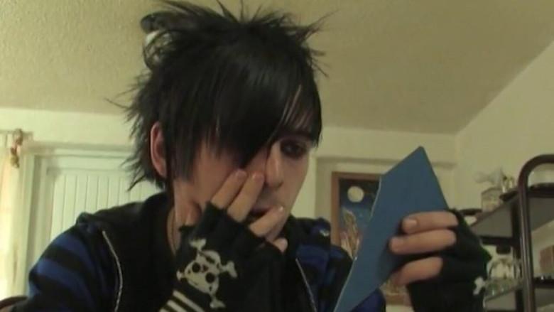 Emos vs. Darketos still 1