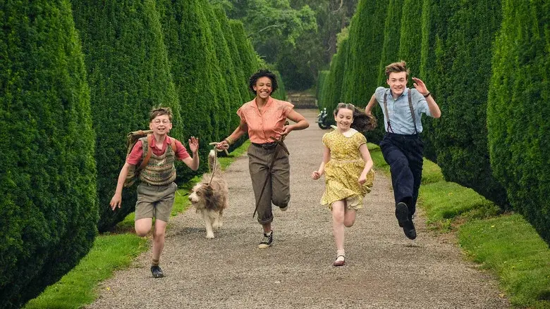 The Famous Five still 3