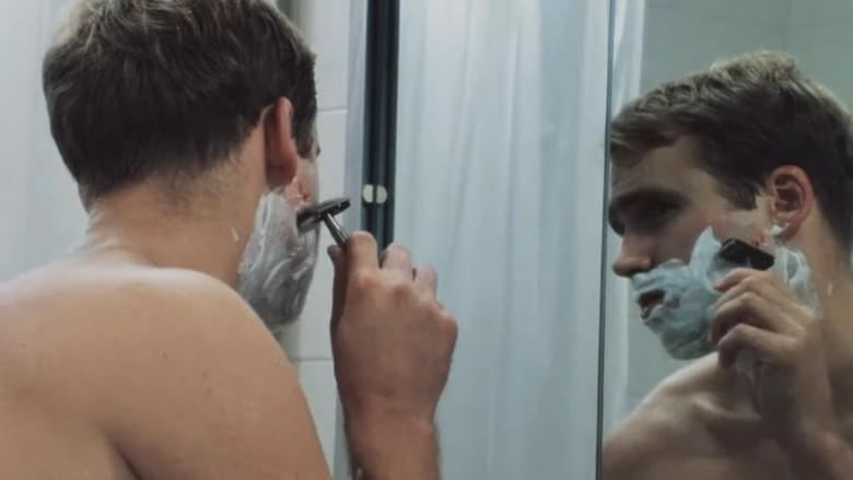 The Big Shave still 4