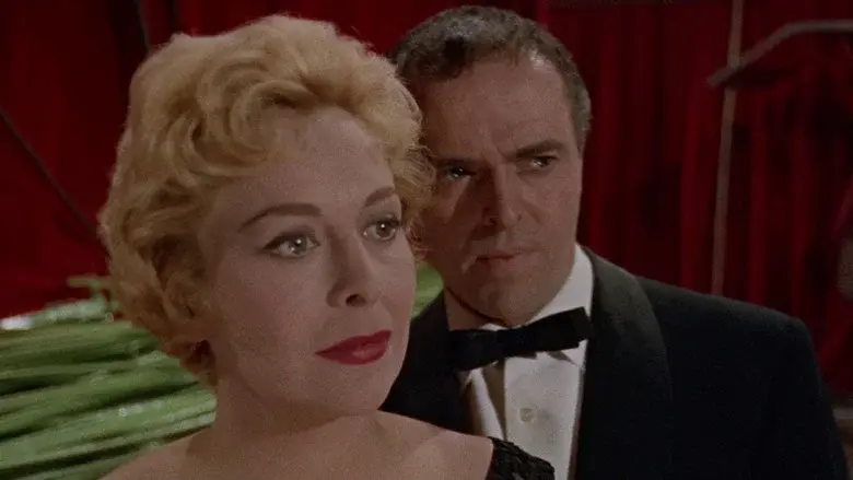 Circus of Horrors still 8